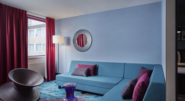 Люкс Carlton Square Hotel