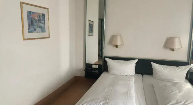 Трёхместный номер Standard Hotel Bitterfelder Hof