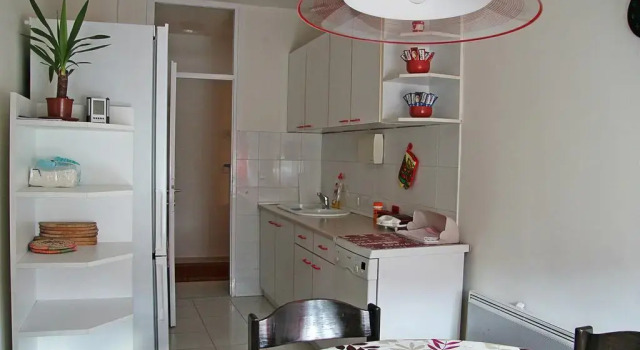 Apartment Stefan Podgorica, Book Apartment Hotels in Podgorica County with Parking, Parking