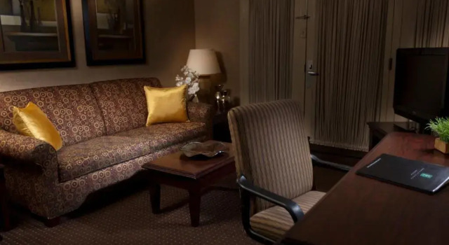 Suite Embassy Suites Lubbock