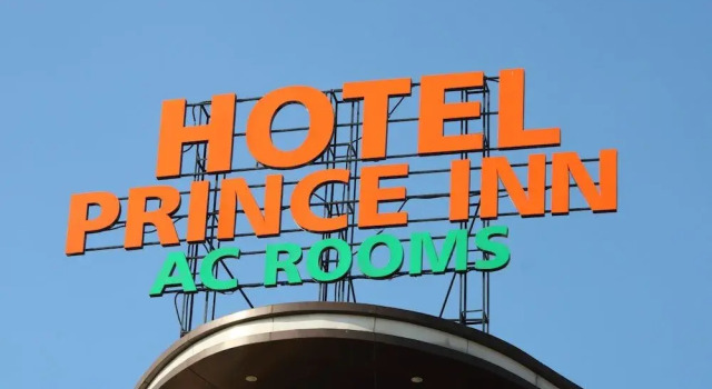 Hotel Prince Inn