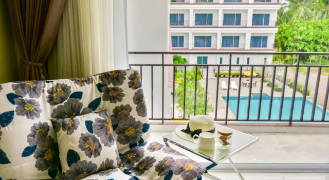 Семейный номер Standard с балконом Southgate Residence Hotel - SHA Certified