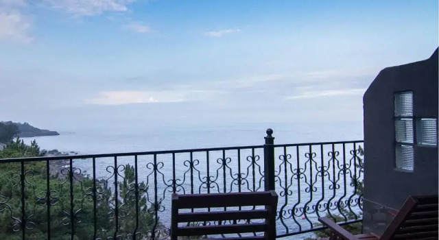 Люкс с видом на океан ISANA Resort