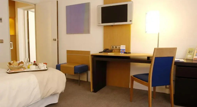 Двухместный номер Standard Novotel Andorra
