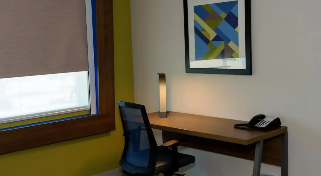 Двухместный люкс Holiday Inn Express & Suites McKinney - Frisco East by IHG