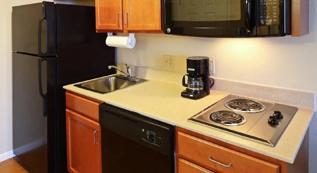 Люкс Candlewood Suites Fayetteville – University of Arkansas by IHG