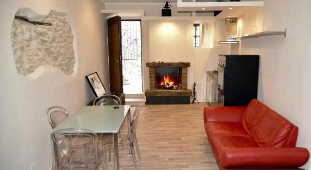 "Le Pietre Silenti" Antica Dimora Del 1300' (Adults Only), Book Hotel Hotels in Nerola with Parking, Parking