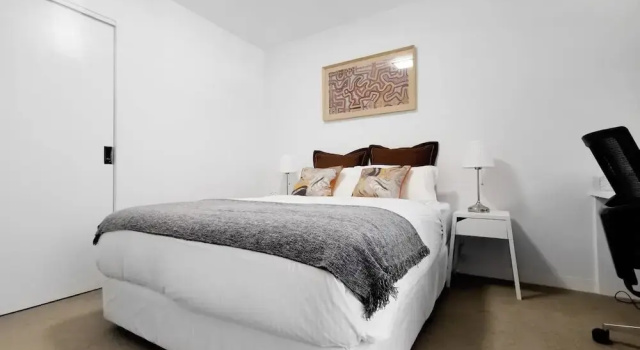 Hawthorn Elegant Lifestyle 1 Bedroom Apartment, Book Apartment Melbourne 