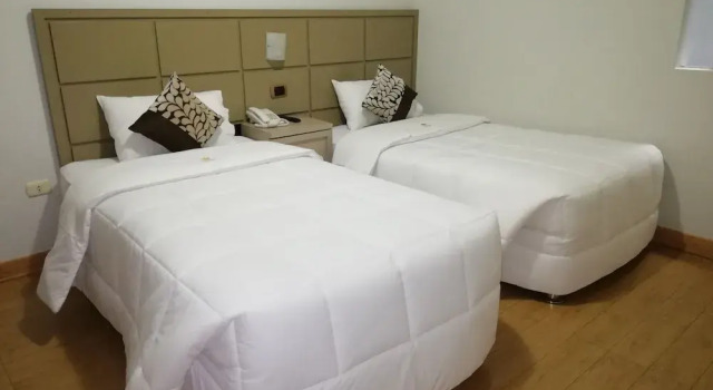 Hotel Convencion, Varaa Hotelli Hotellit Trujillo aamiaisella, Aamiainen