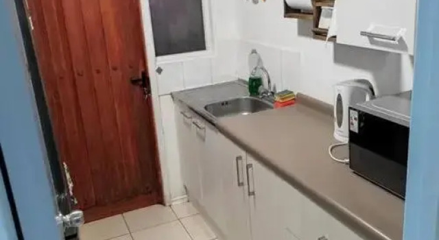 Casa 5-6 Personas Puerto Natales, Prenota Hotel Hotel a Los Lagos con parcheggio, Parcheggio