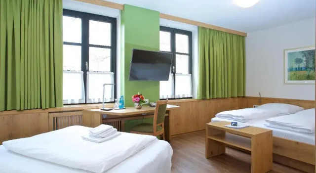 Трёхместный номер Hotel zur Mühle