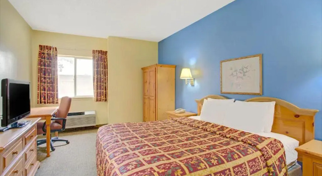 Номер Standard Days Inn by Wyndham Lehi