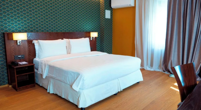 Полулюкс Hotel Helvetie Montreux