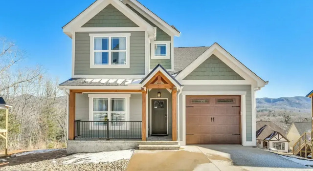 Коттедж Newly Built Home w/ Mtn Views in Black Mountain!