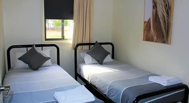 Шале с 2 комнатами BIG4 Hobart Airport Tourist Park