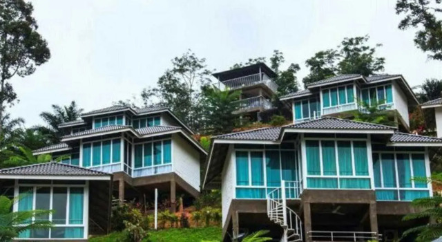 Laman Pesona Resort & Spa, Boek Resort Ceruh Pahang