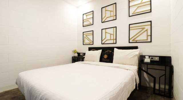 Люкс Hotel Sanrina Makassar