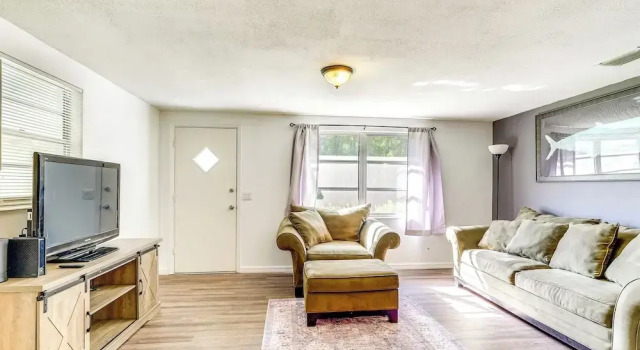 1 Mi to Boat Ramp: Home Near Chassahowitzka River!, Prenota Casa vacanze Cottage a Homosassa, Cottage