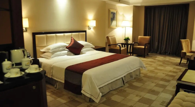 Номер Business с балконом Country Garden Phoenix Hotel Huangshan