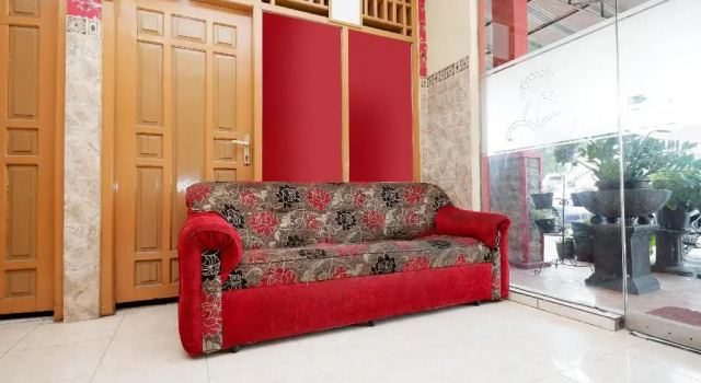 OYO 1312 Graha Wisata Hotel, Book Hotel Hoteller i Kartasura med parkering, Parkering