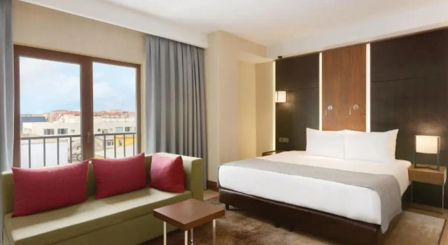 Двухместный номер Deluxe Ramada by Wyndham Istanbul Florya