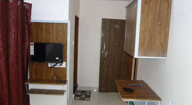 Anand P G hostel males only, Забронировать Хостел Недорогие отели штата Махараштры, недорого
