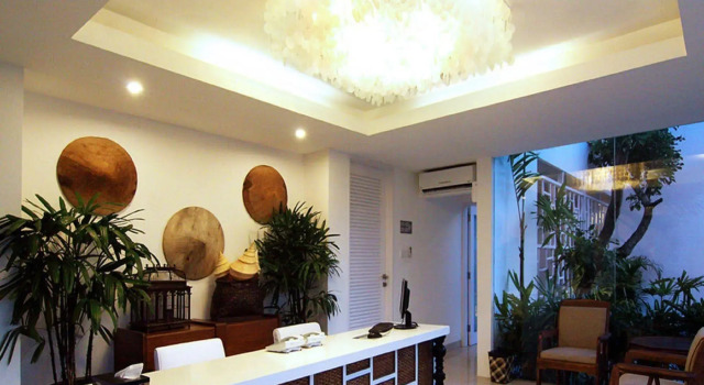 The Kanjeng Suites Villas Seminyak