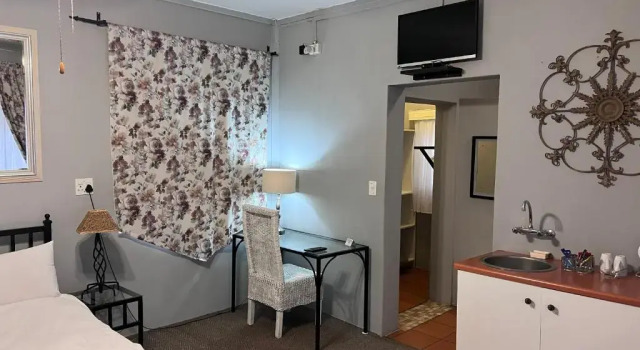 Номер Economy Big Tree B&B and Guest House