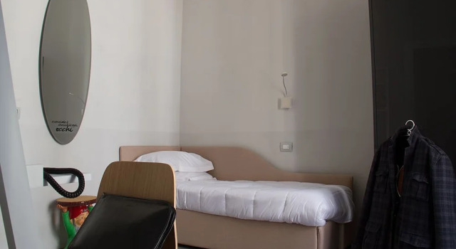 Одноместный номер Standard с балконом Piazza Castello Suite