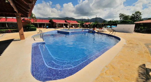 Jaco Central Condos, Rezervovat Apartmánový hotel Apartmánové hotely v Puntarenas, Apartmánový hotel