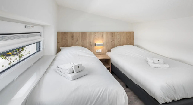 Luxury Chalet Near Beach, Book Chalet Kamperland 