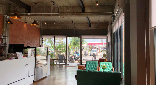 Minimalist cafe and bed, Забронировать Хостел Ban Wat Tha Maprang Phitsanuloke Province