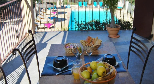 Четырёхместный номер Luxury La Villa Nais PADEL&PISCINE -Suites & Appartements