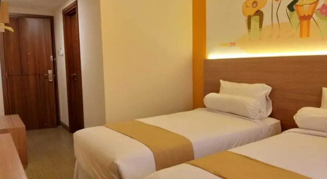 Deluxe Twin room Front One Hotel Tulungagung