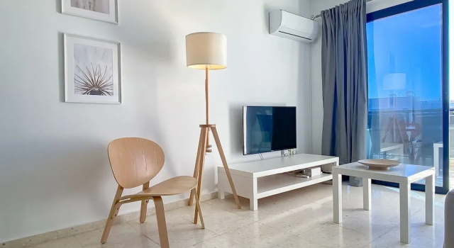 Phaedrus Living Byzantium Modern City Flat