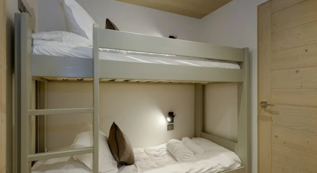 Le C Residence Apartment T3 Cabin A08, Prenota Appartamento Hotel a Alvernia con parcheggio, Parcheggio