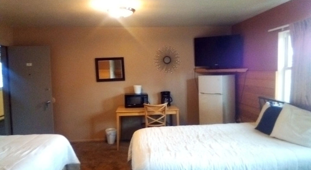 Трёхместный номер Standard Two Rivers Inn West