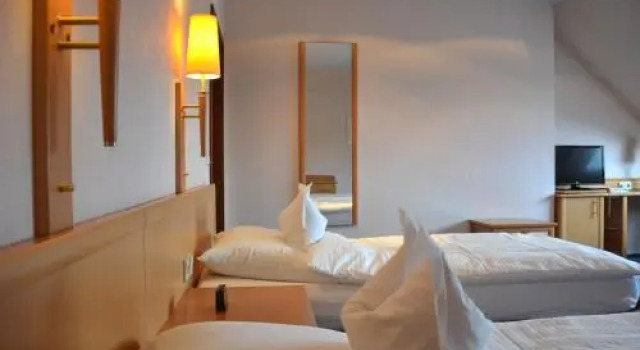 Hotel Restaurant Zur Post, Rezervasyon Otel Holdorf Lower-Saxony