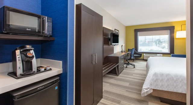 Holiday Inn Express Hotel & Suites Seaside - Convention Center