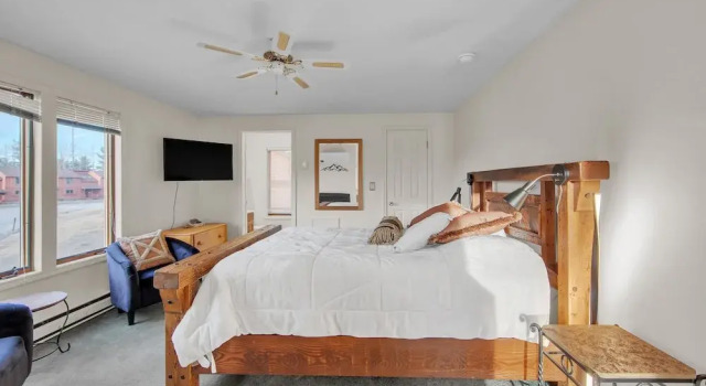 Little Cloud 10m Retreat With Adirondack Charm 1 Bedroom Townhouse by The Summit at Gore Mountain, Забронировать Отель Норт-Крик Adirondack Mountains