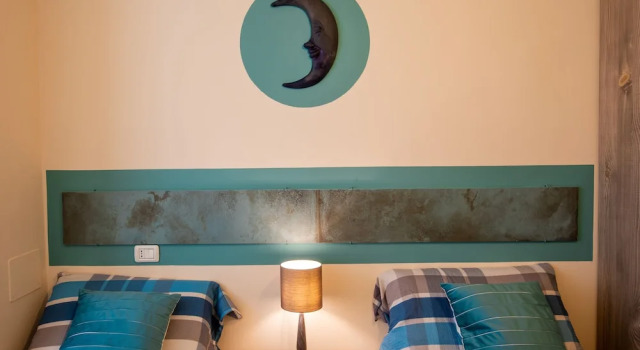 Blue Moon - La Tour - Aosta, Забронировать Отель Отели Аосты 3 звезды, рядом с Гондольный подъёмник Аоста-Ле Флёр (нижняя станция), 3*