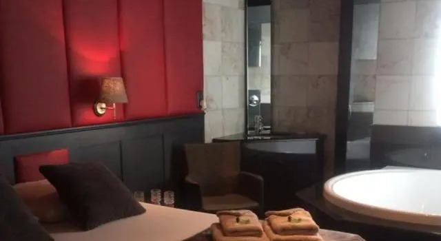 Люкс Deluxe Entre2 - Adults Only