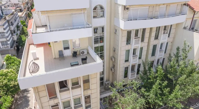 Sergios Apartments 4, Забронировать Апартаменты/квартира Отели Александруполиса с парковкой, рядом с Муниципальный парк "Эгнатия', Парковка