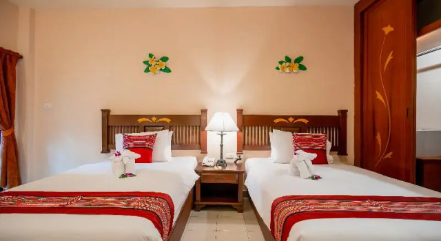 Семейный номер Standard с балконом и с красивым видом из окна Phuket Leelavadee Hua Ting Resort