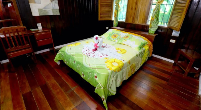 La Baula Lodge, Rezerwuj Hotel Hotele w Tortuguero z basenem, Basen