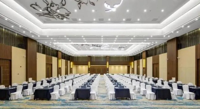 RuiLi Blossom Hotel, Забронировать Отель Бизнес-отели Шаньдун, 4* 5*