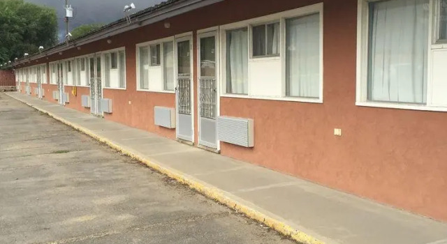 Westwind Motel, Rezerwuj Motel Hotele w Swift Current z parkingiem, Parking