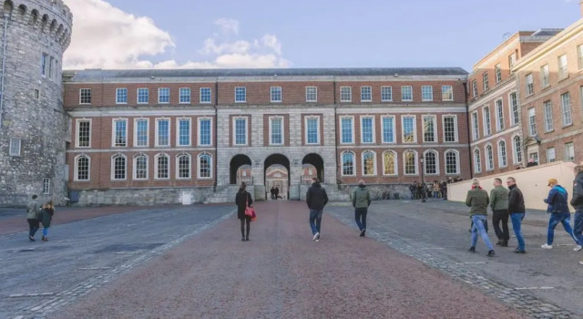 1 Bedroom Apartment Next To Dublin Castle