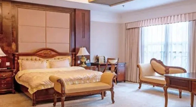 Четырёхместный люкс Executive Дуплекс Maoming International Hotel