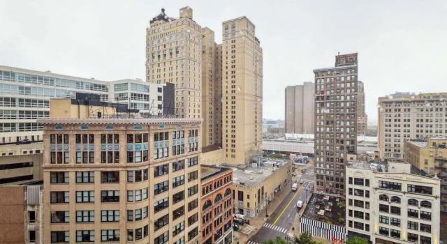 Modern Downtown Apartment, Забронировать Апартаменты/квартира Детройт Detroit Metropolitan Area, рядом с People Mover